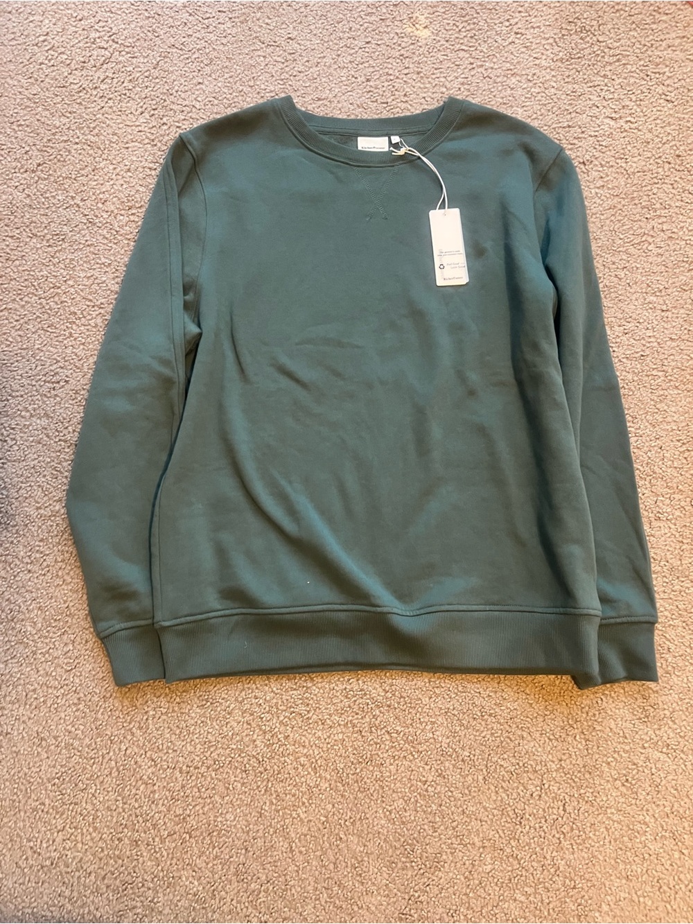 Richer Poorer Men's Crewneck Sweatshirt in Forest Green
